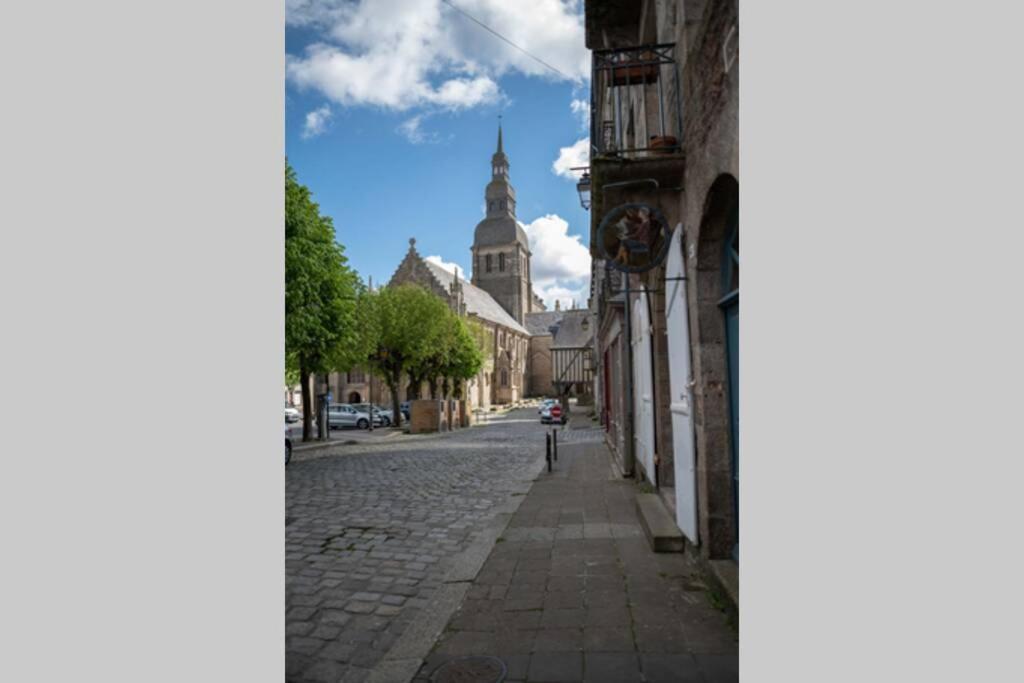 Apartamento Ohara Dinan Exterior foto